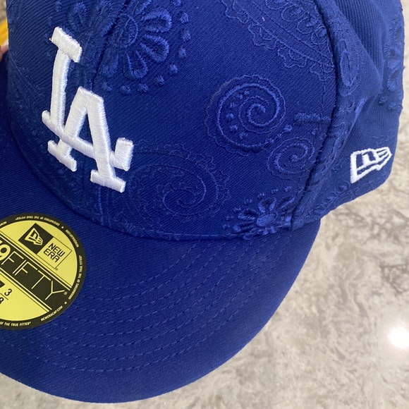 Los Angeles Dodgers Paisley Bandana Print Embroidery 59Fifty New Era Hat… - Picture 10 of 15